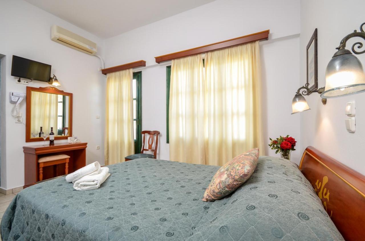 Apollon Hotel Naxos City ภายนอก รูปภาพ